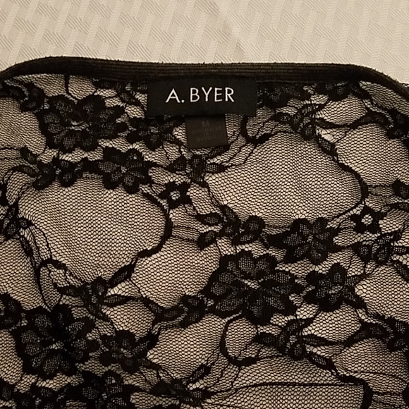 A.Byer Bkack, White and Gray Top Size Medium - Picture 5 of 7